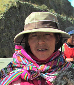 Doña-marcosa-flores-pauqar-of-charqapata | green tara college