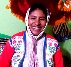 Doña-zenobia-cruz-condori-of-ch’ekas-pampa---ausangate | green tara college