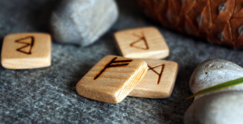 Divination with Norse Runes | Green Tara College